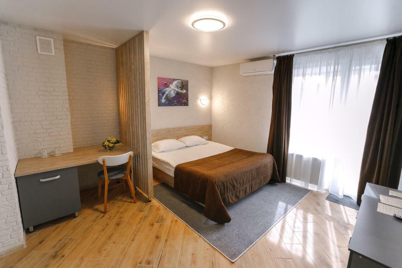 Raziotel Rishelyevskiy Herszon Kültér fotó