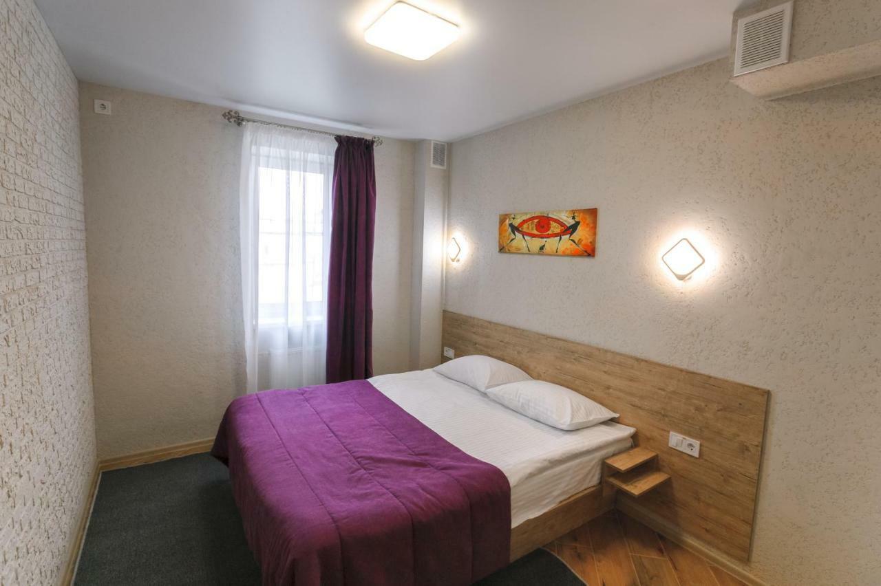 Raziotel Rishelyevskiy Herszon Kültér fotó